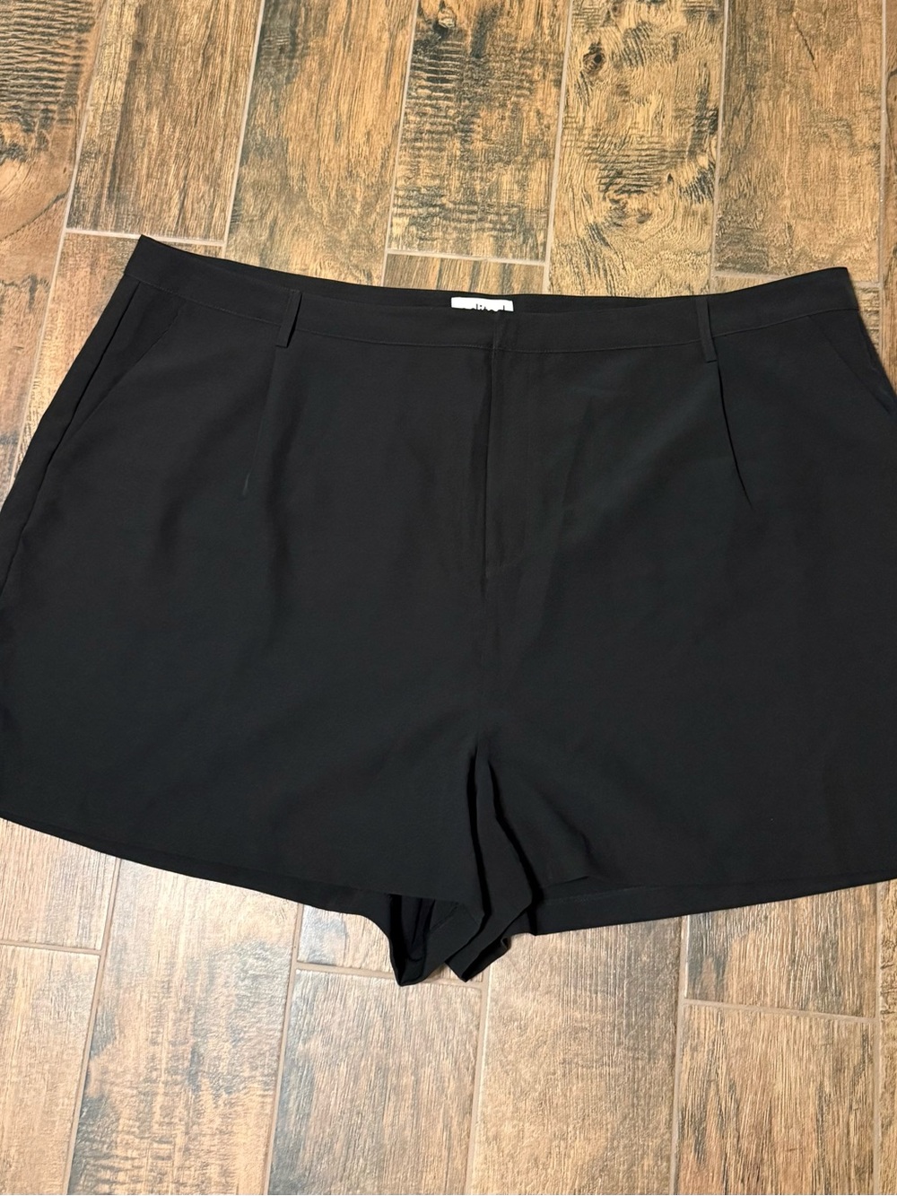 Edikted Black Tailored Women's Shorts